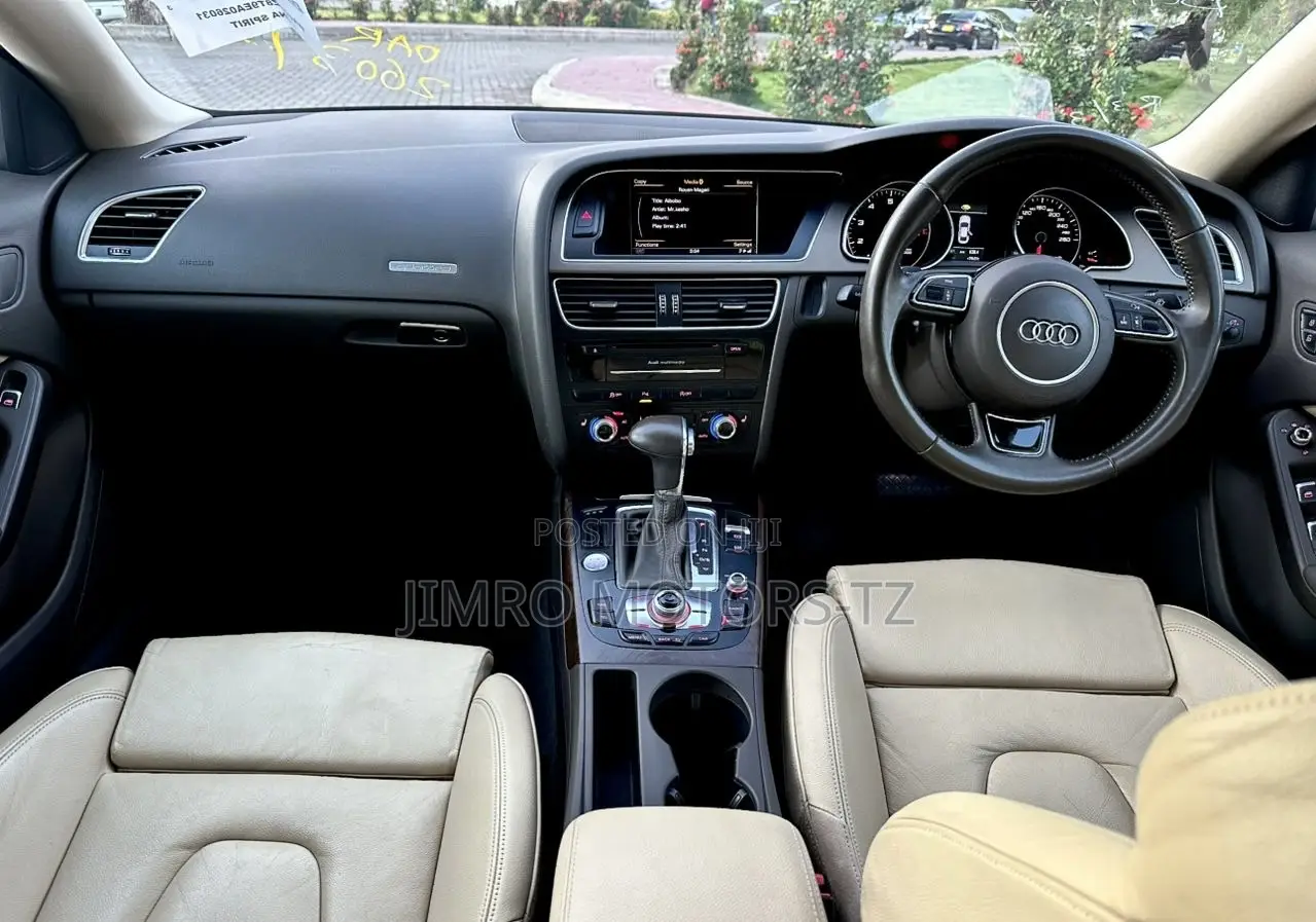 Audi A5 2015 Red