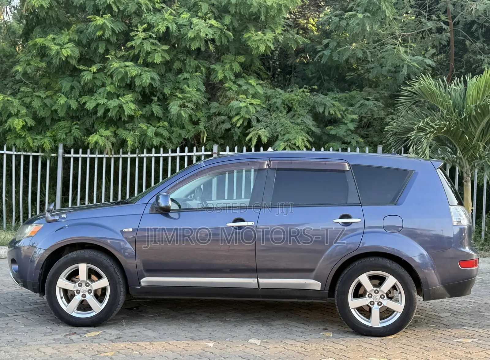Mitsubishi Outlander 2009 Blue