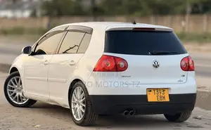 Volkswagen Golf 2008 White