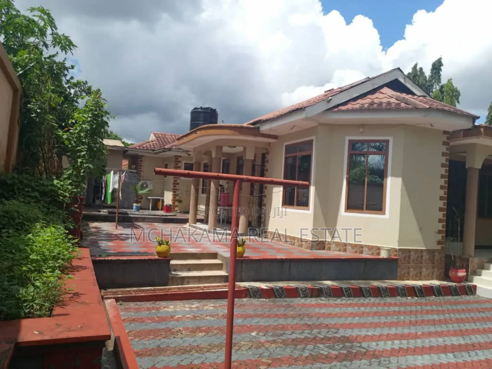 4bdrm House in Yusuph Mchakama, Kimara for sale