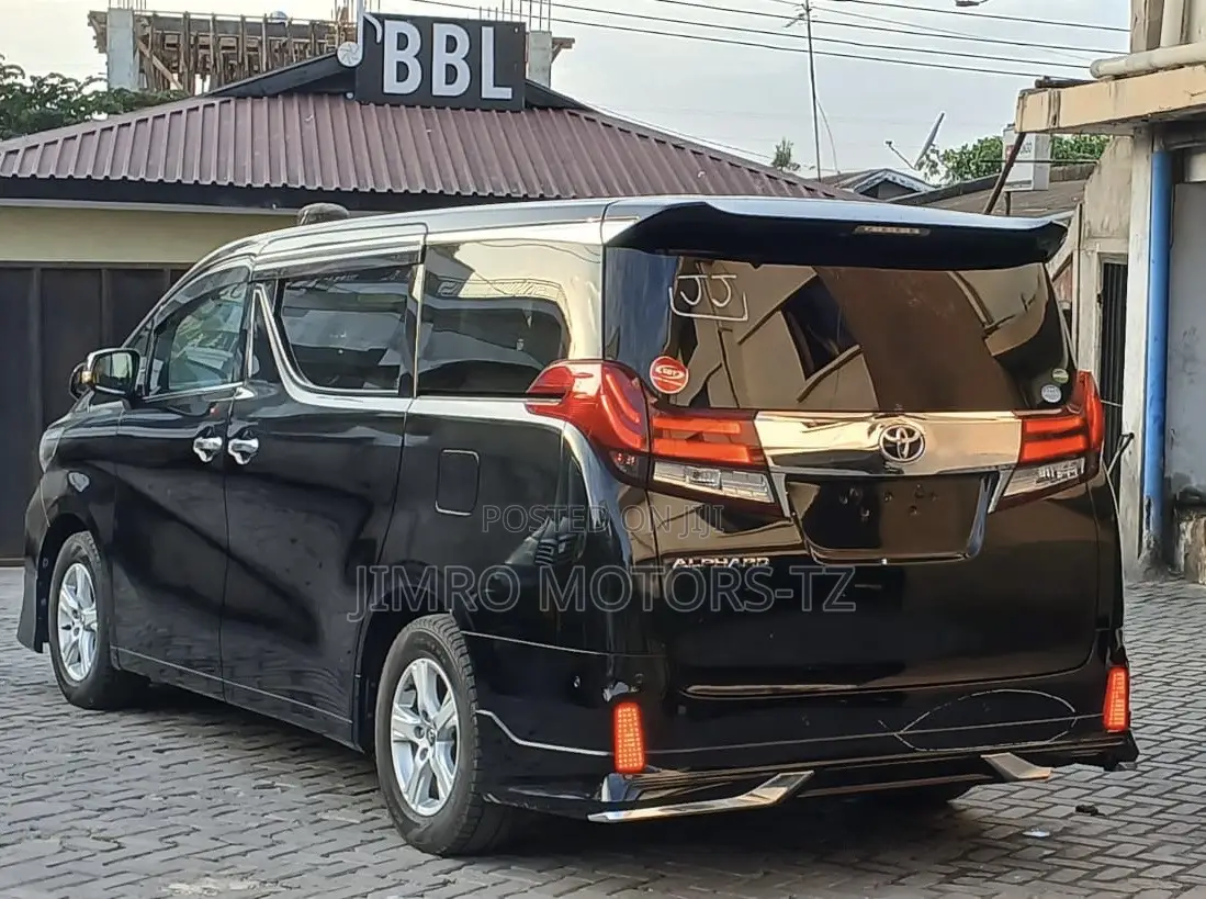 Toyota Alphard 2016 Black