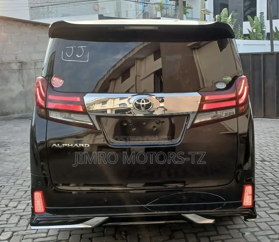 Toyota Alphard 2016 Black
