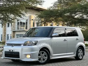 Toyota Corolla Rumion Hatchback 1.5 FWD 2009 Silver