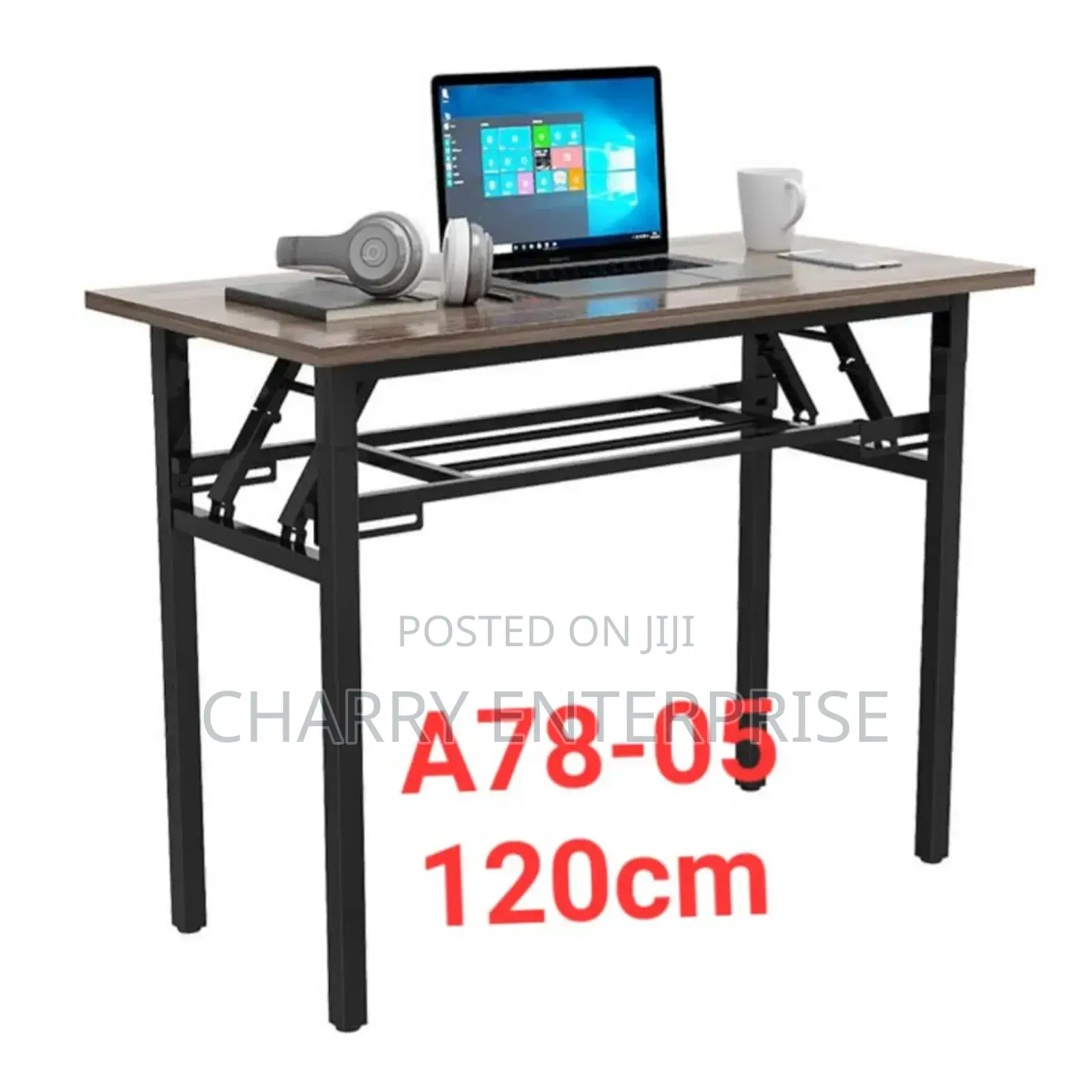 Folding Computer Study Table Can Be Used in Office
