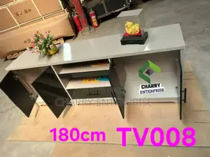 Classic Attractive Tv Showcase Yenye Rangi Ya Kuvutia