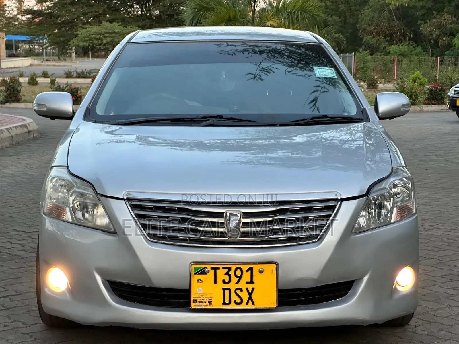 Toyota Premio 2010 Silver