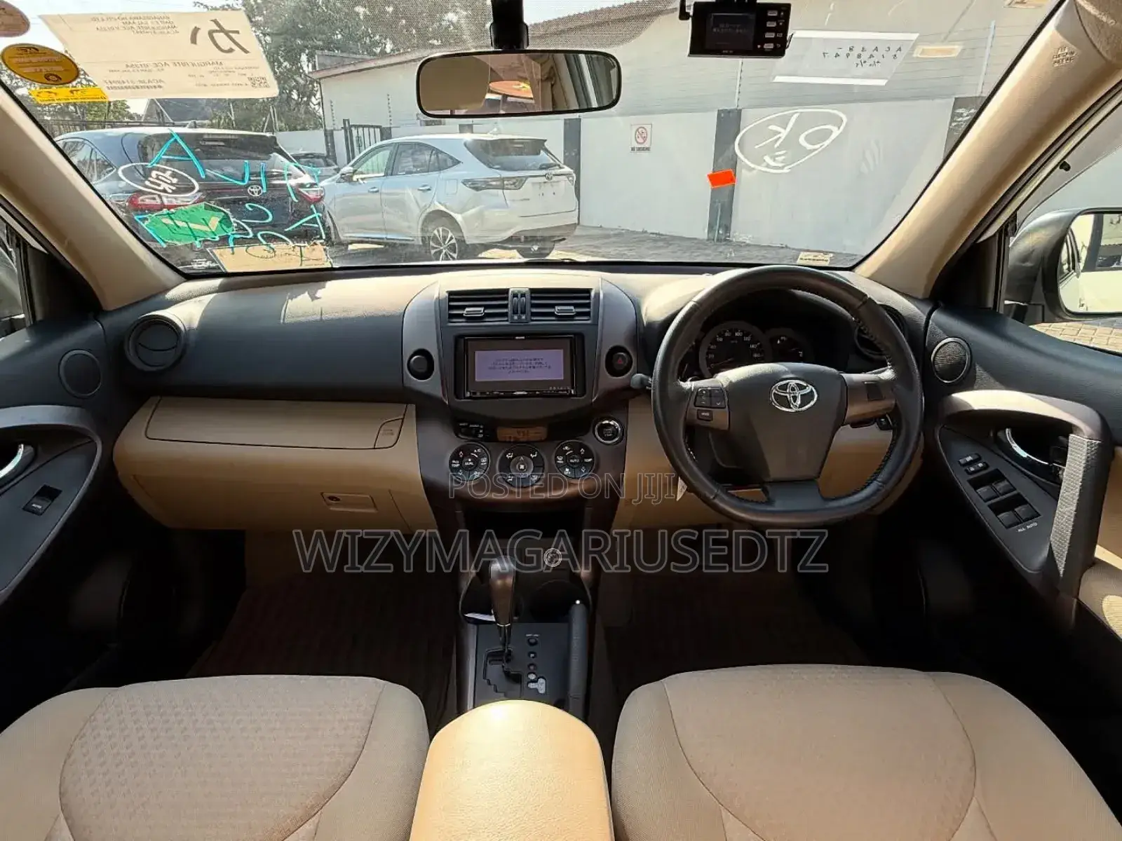 Toyota Vanguard 2010 Pearl