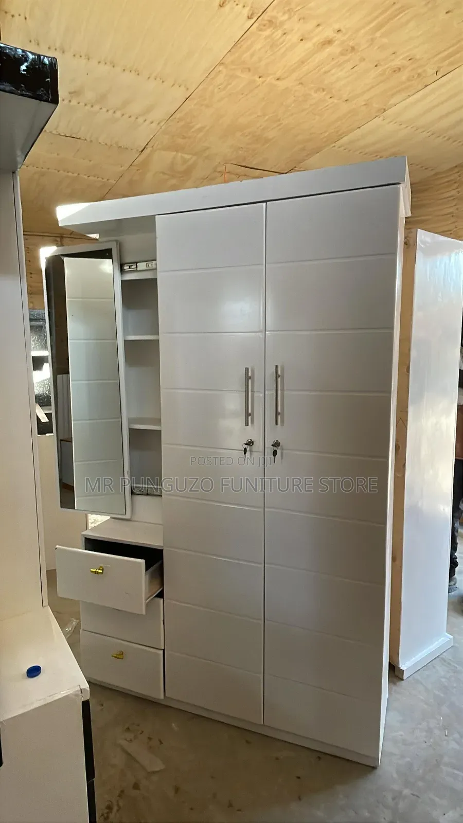 Kabati Yenye Dressing Table White