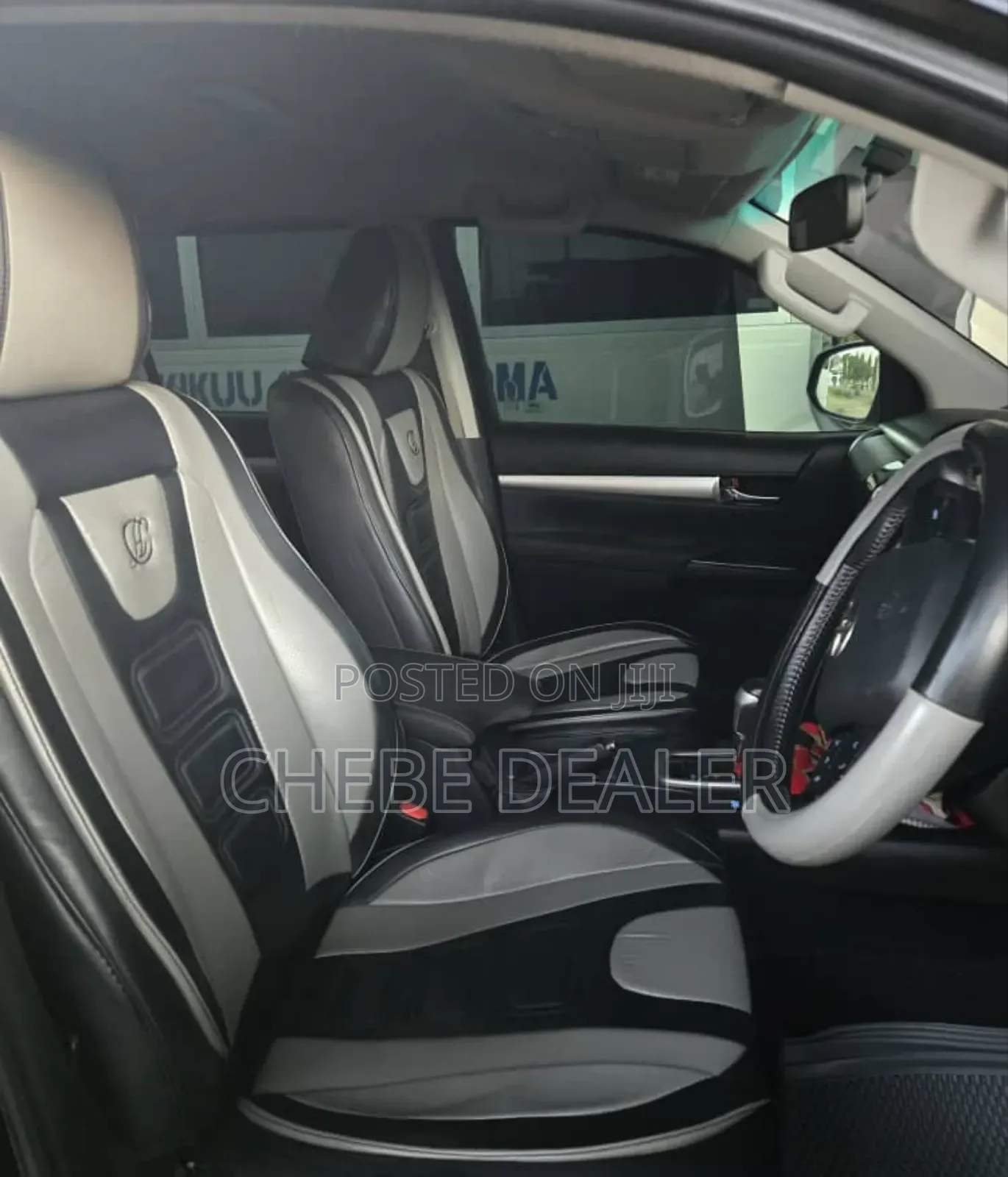 Toyota Hilux 2020 Black