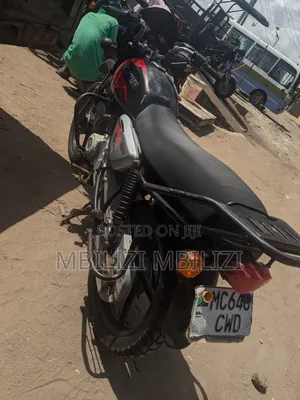 Bajaj Boxer X125 2023 Black