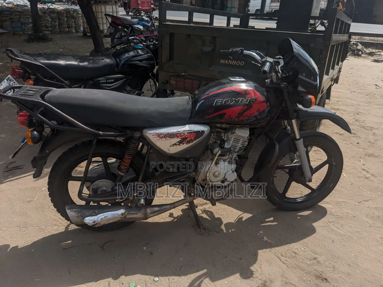 Bajaj Boxer X125 2023 Black