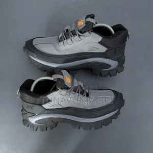 Carterpillar Low Cut