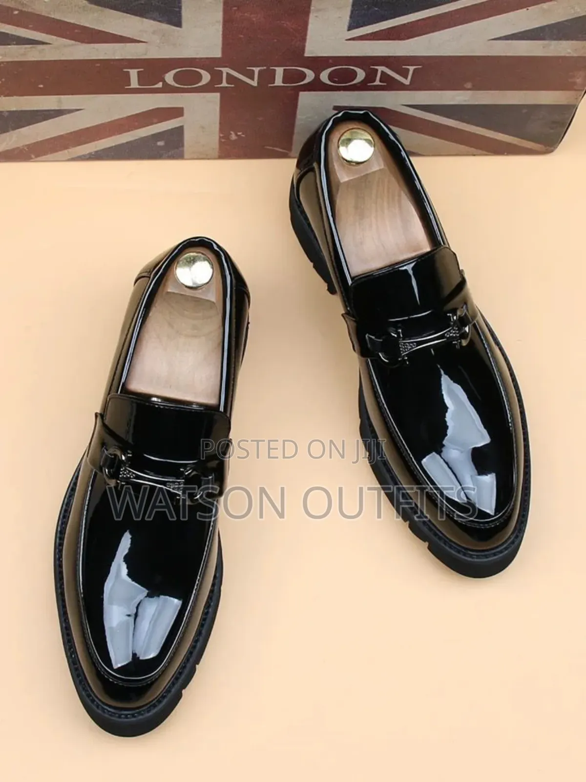 Salvatore Feragamo Shoes Officials