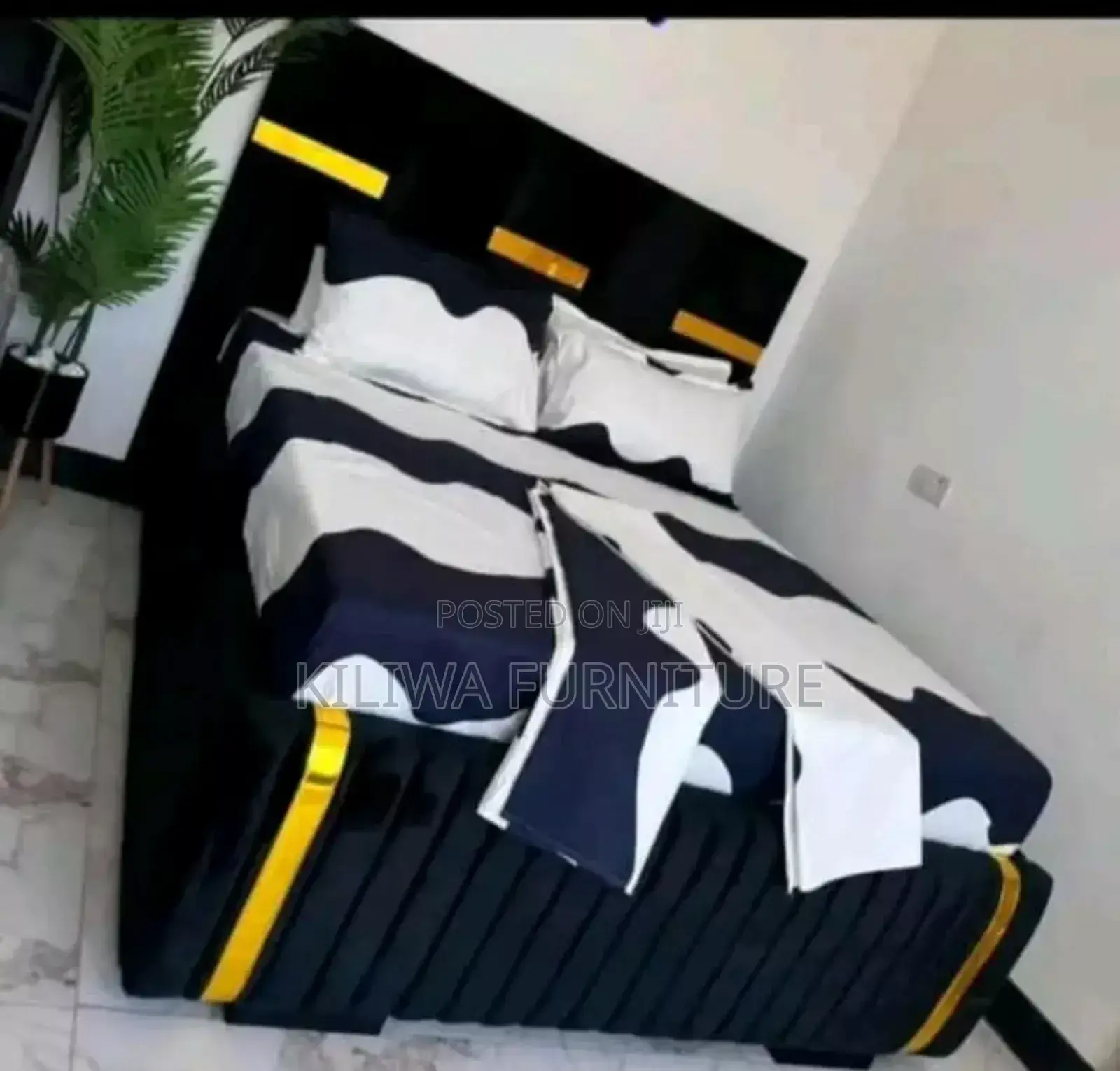 Kitanda Cha Bedsofa 5*6