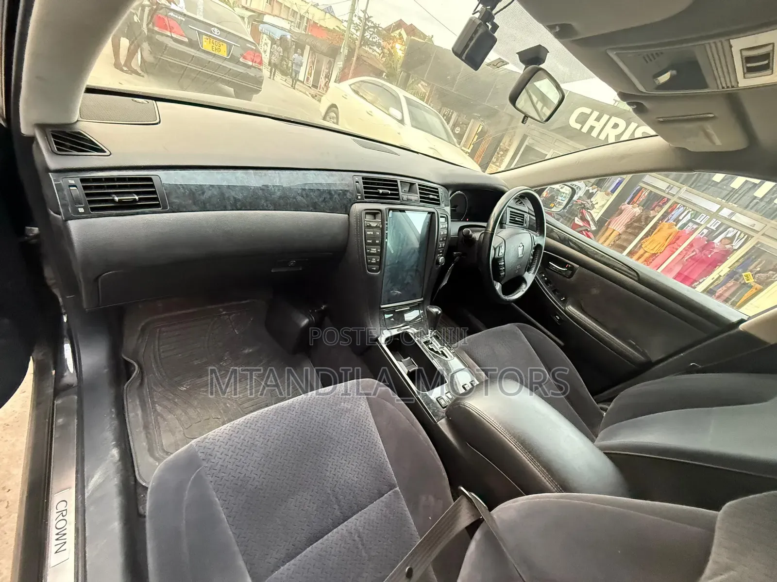 Toyota Crown 2006 Black