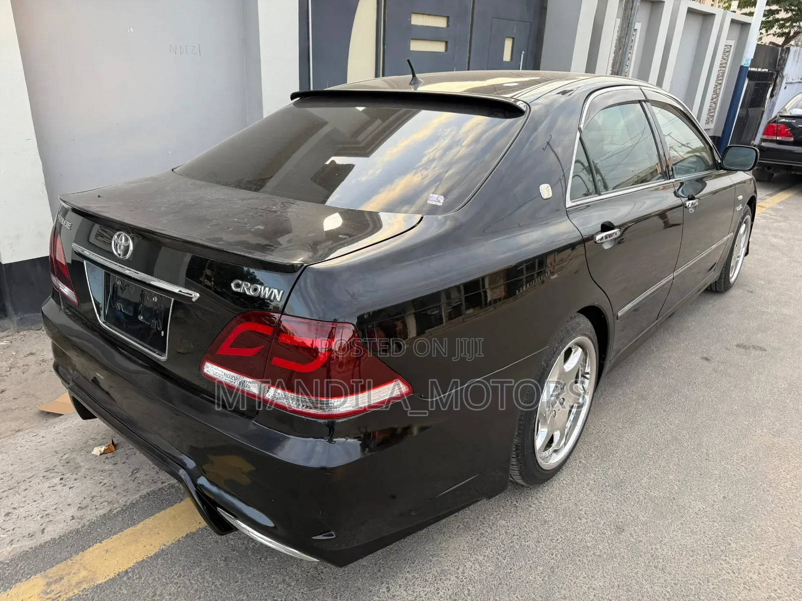 Toyota Crown 2006 Black