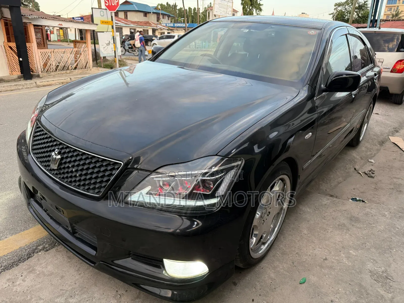 Toyota Crown 2006 Black