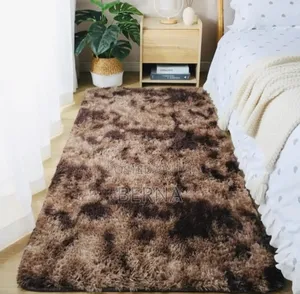 Zulia Manyoya -Flirfy Bedside Rug /Carpets