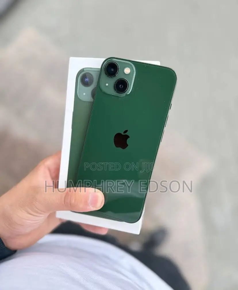 New Apple iPhone 13 128 GB Green