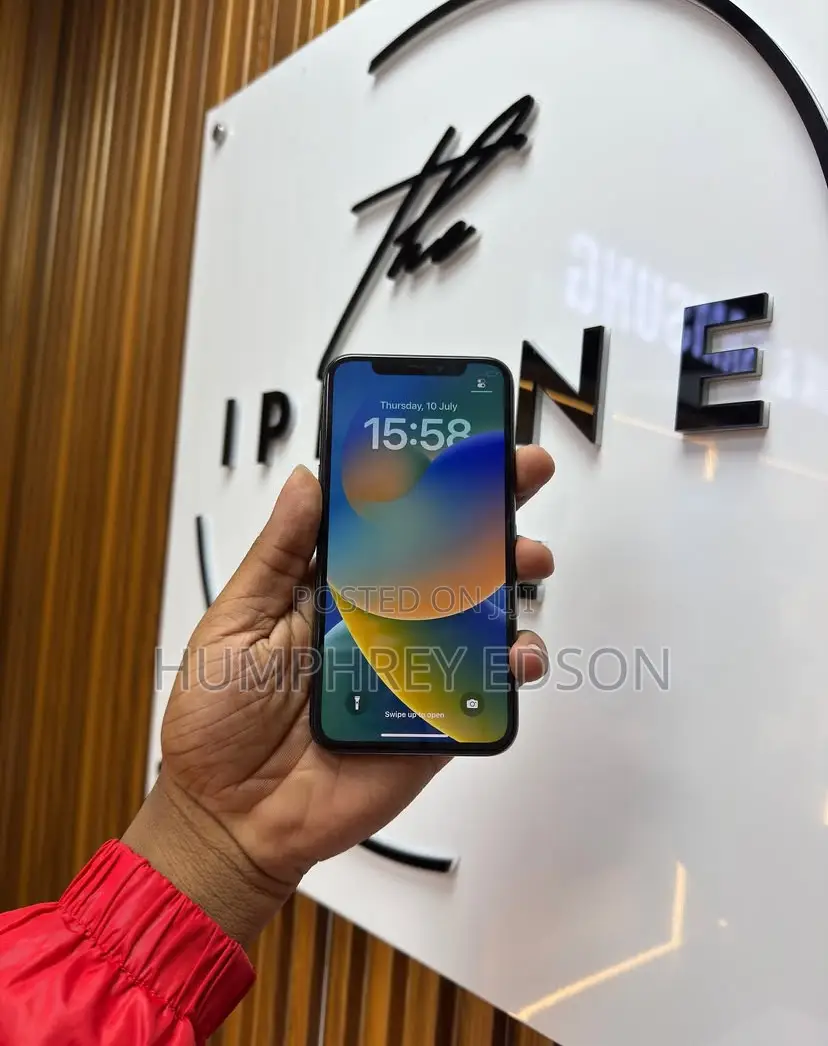 Apple iPhone X 64 GB Black