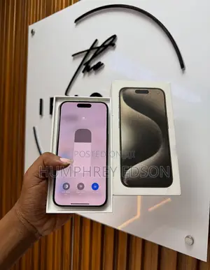 New Apple iPhone 15 Pro Max 256 GB Silver
