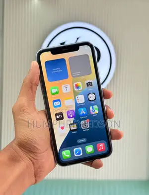 New Apple iPhone 11 128 GB Purple