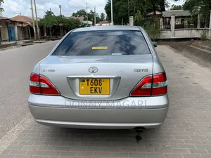 Photo - Toyota Brevis 2003 Silver