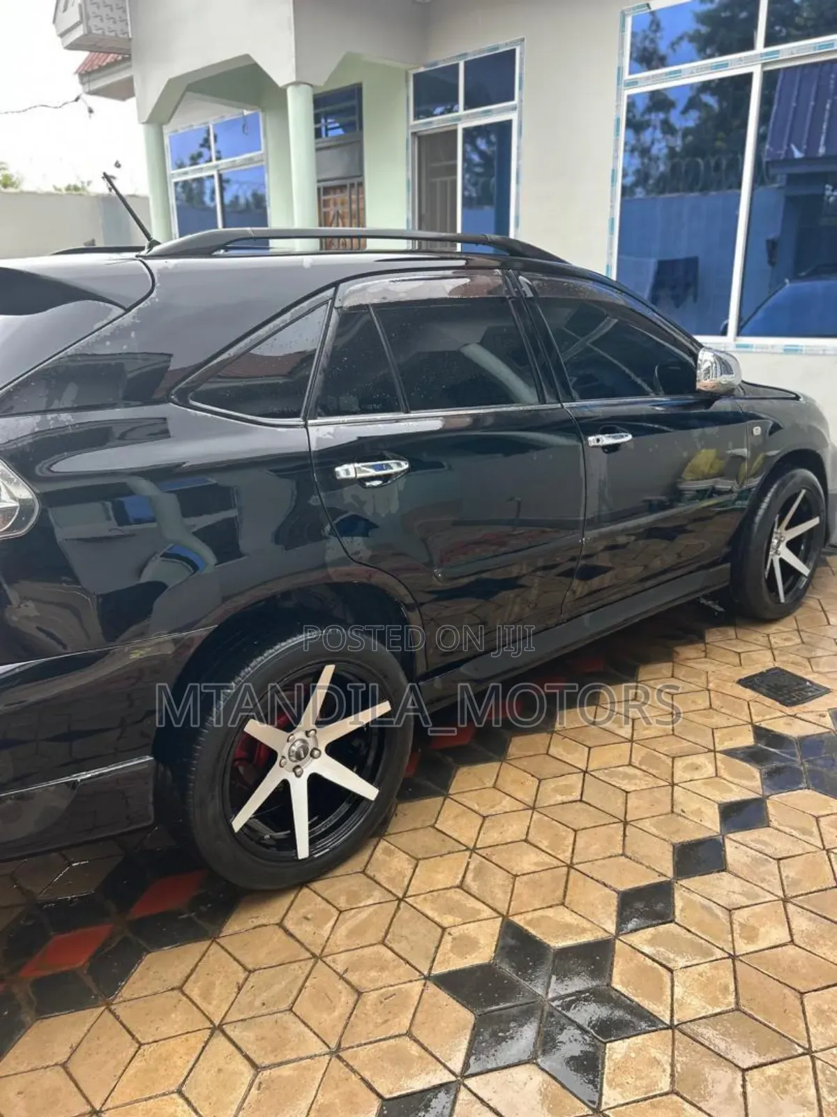 Toyota Harrier 3.0 V6 2003 Black