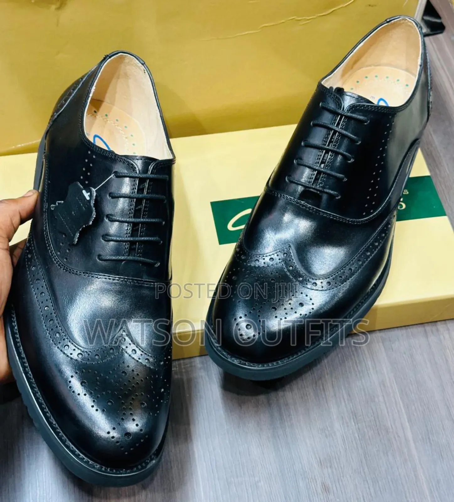 Clarks Official and Smart Shoes or Footwears
