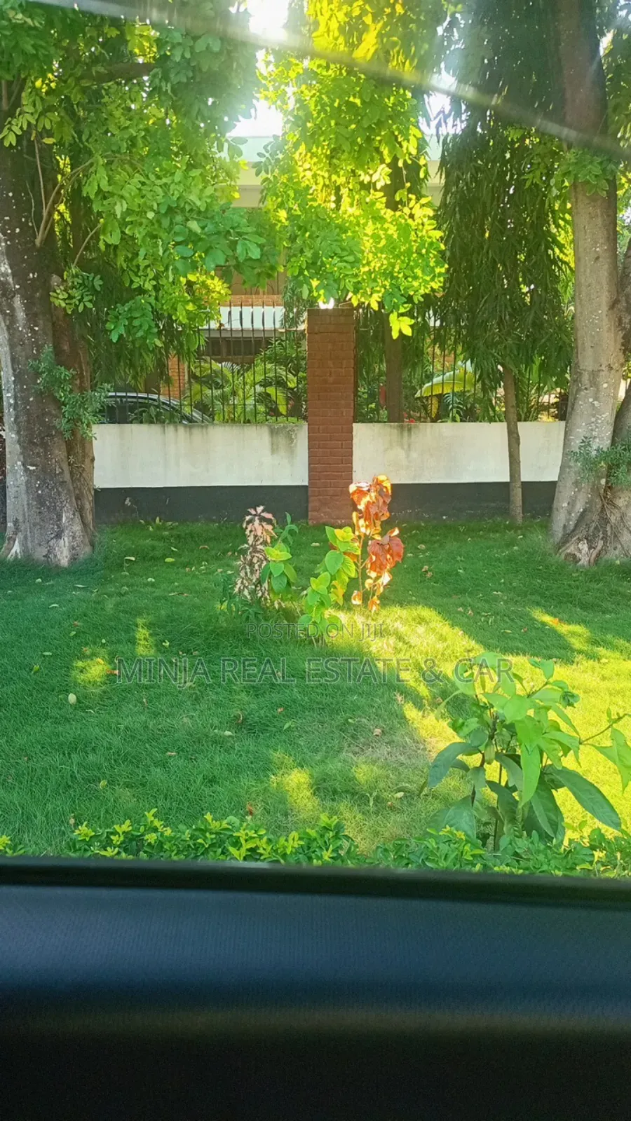 Rent Plot Facing Ally Hassan Mwinyi Road.