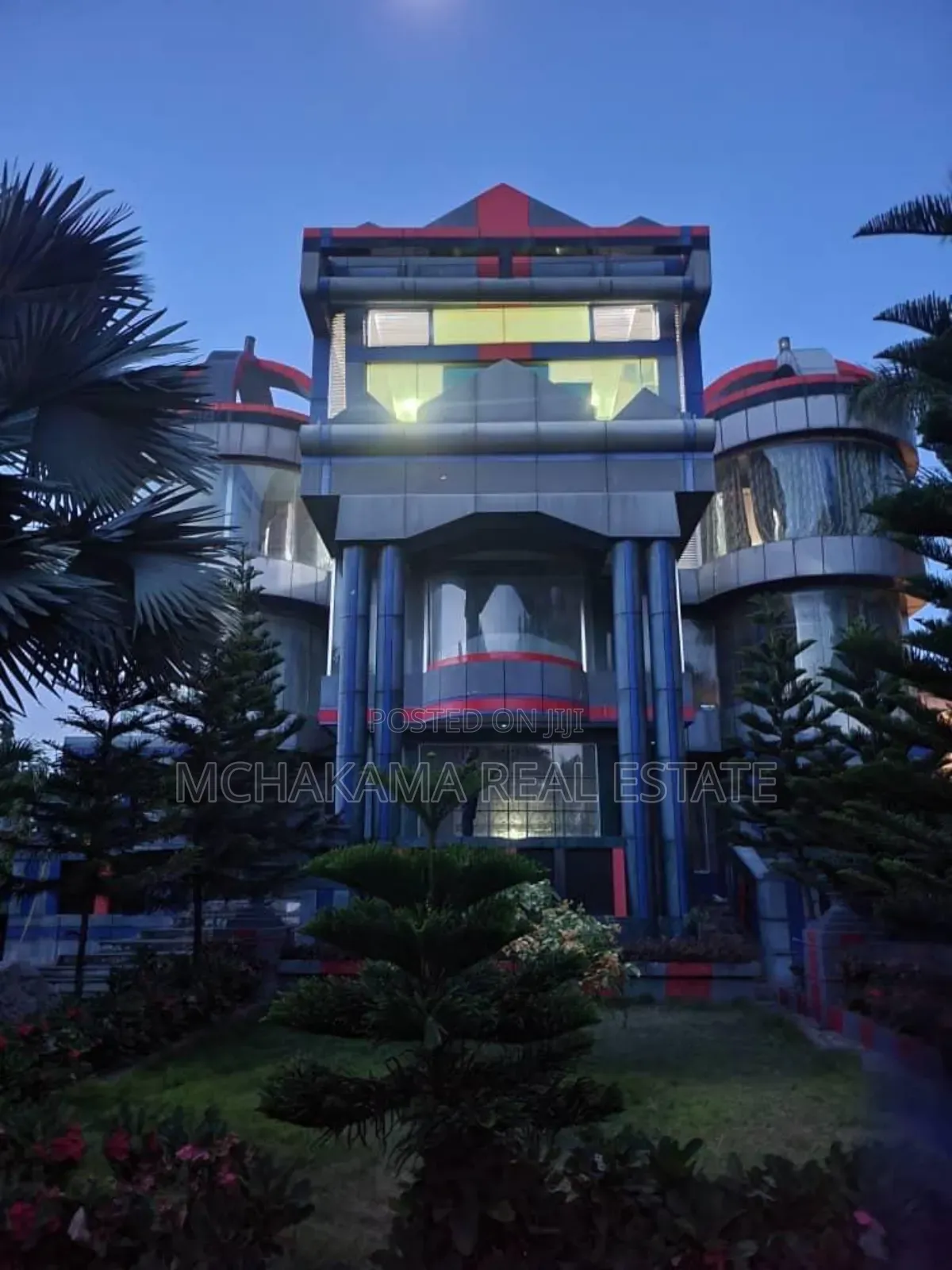 8bdrm Block of Flats in Yusuph Mchakama, Kinyerezi for sale
