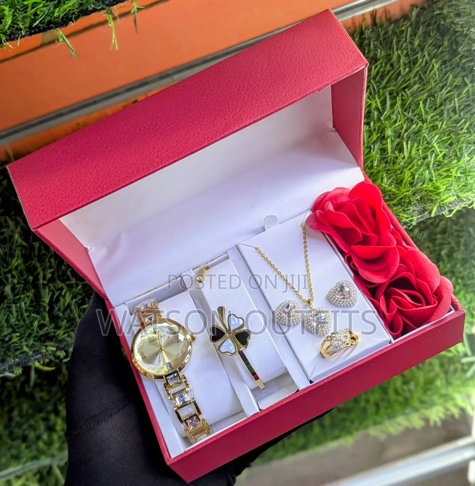 Women's Silver and Gold Watches Official New Smart