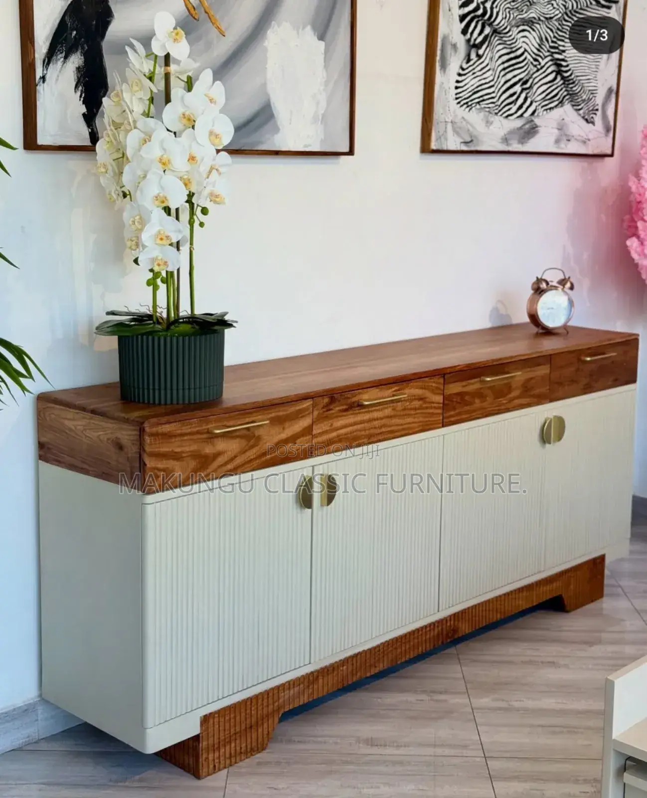 Consolate Table Yenye Urefu Wa Futi 4 Na Nusu
