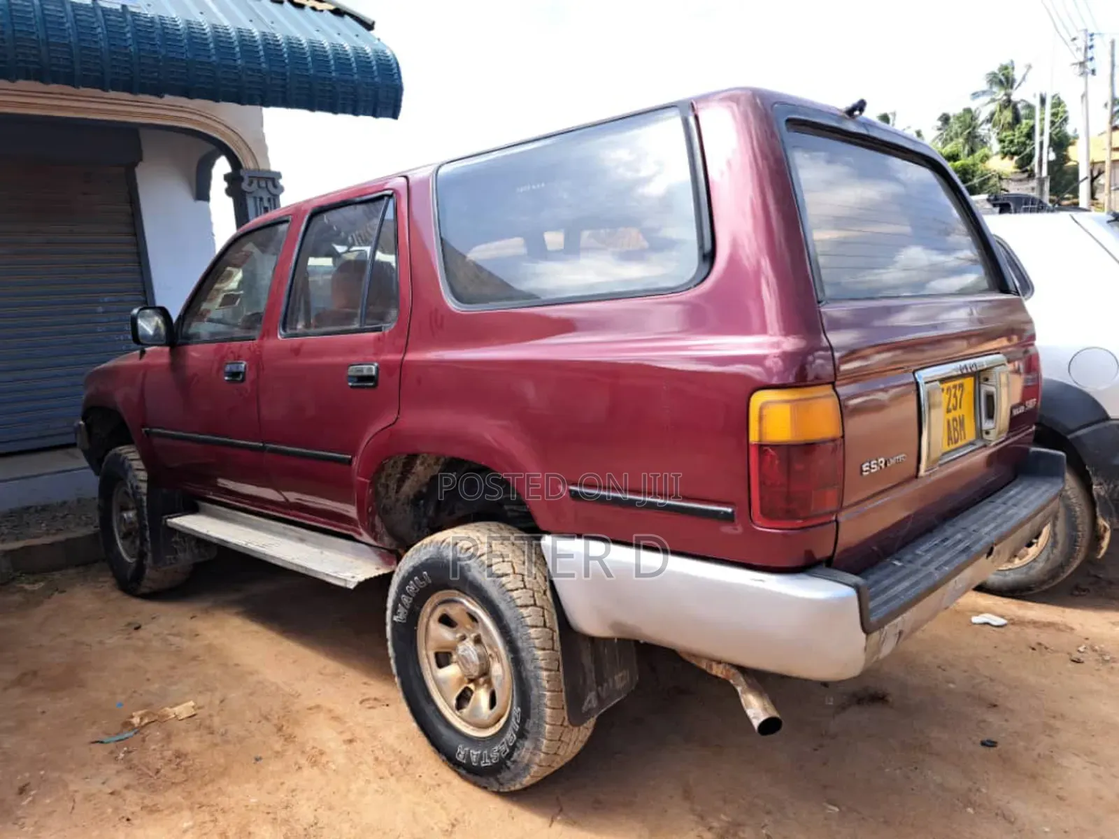 Toyota Hilux Surf 2005 Red