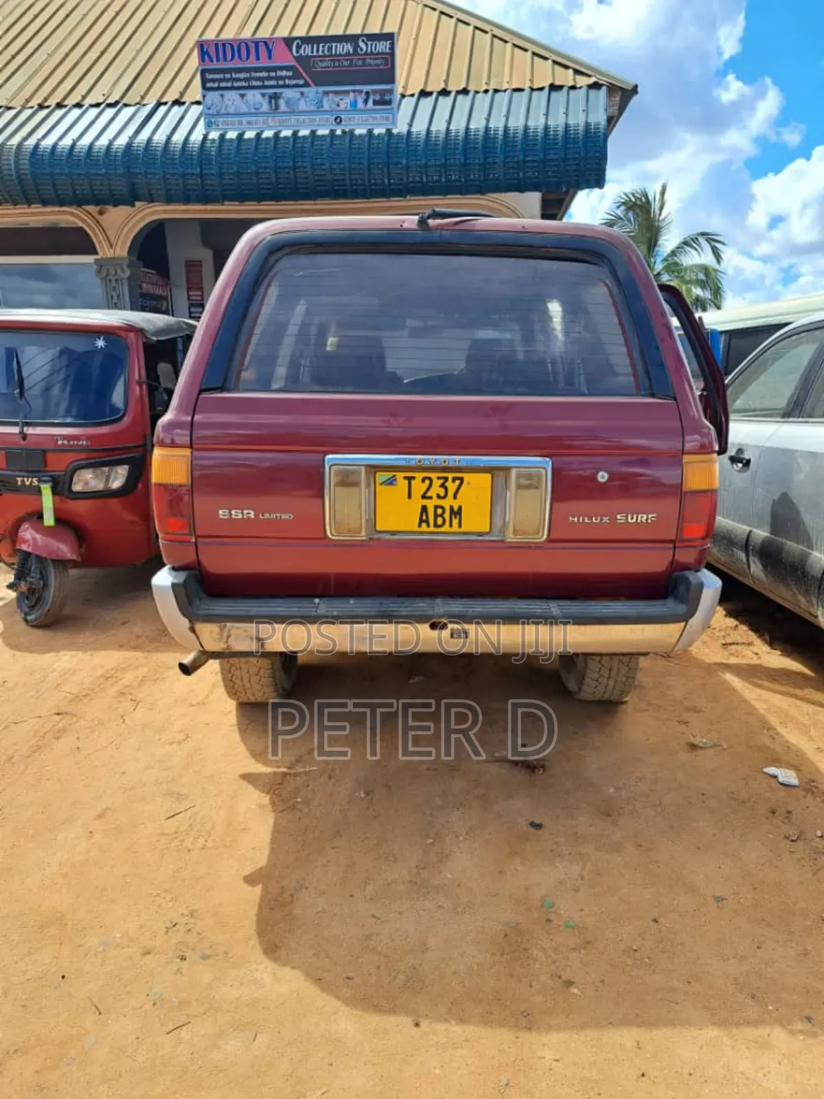 Toyota Hilux Surf 2005 Red
