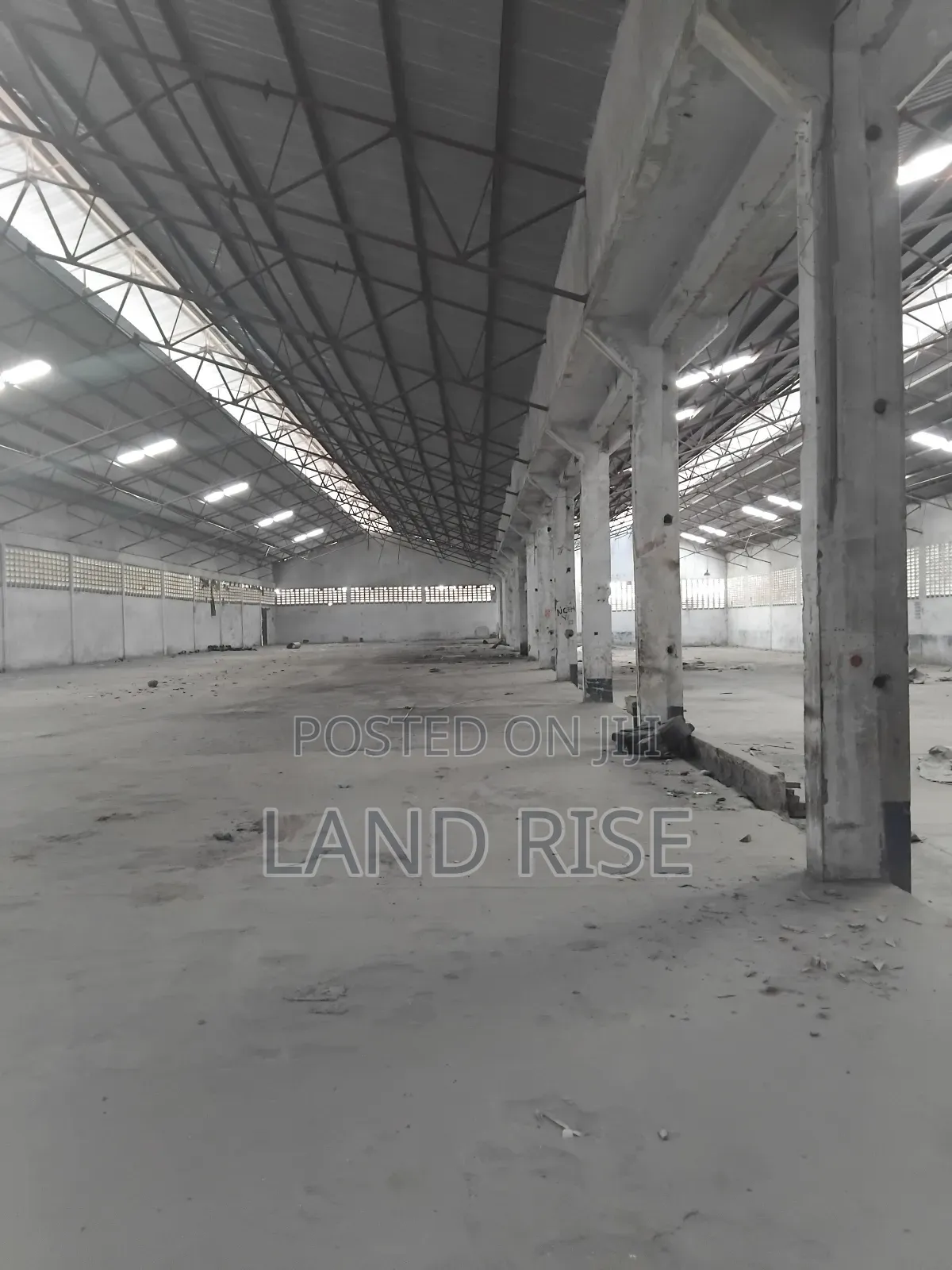 Warehouse for Sale 4000 SQM Nyerere Road