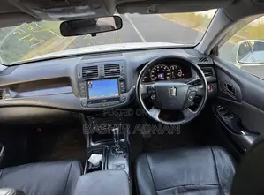 Toyota Crown 2008 White