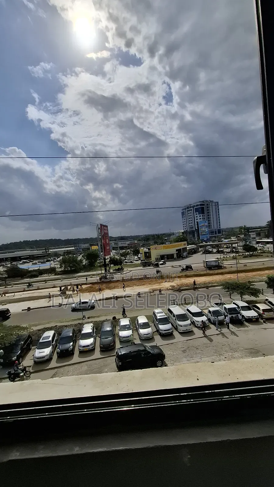 Office Space Tu Opp Mliman Cty Area
