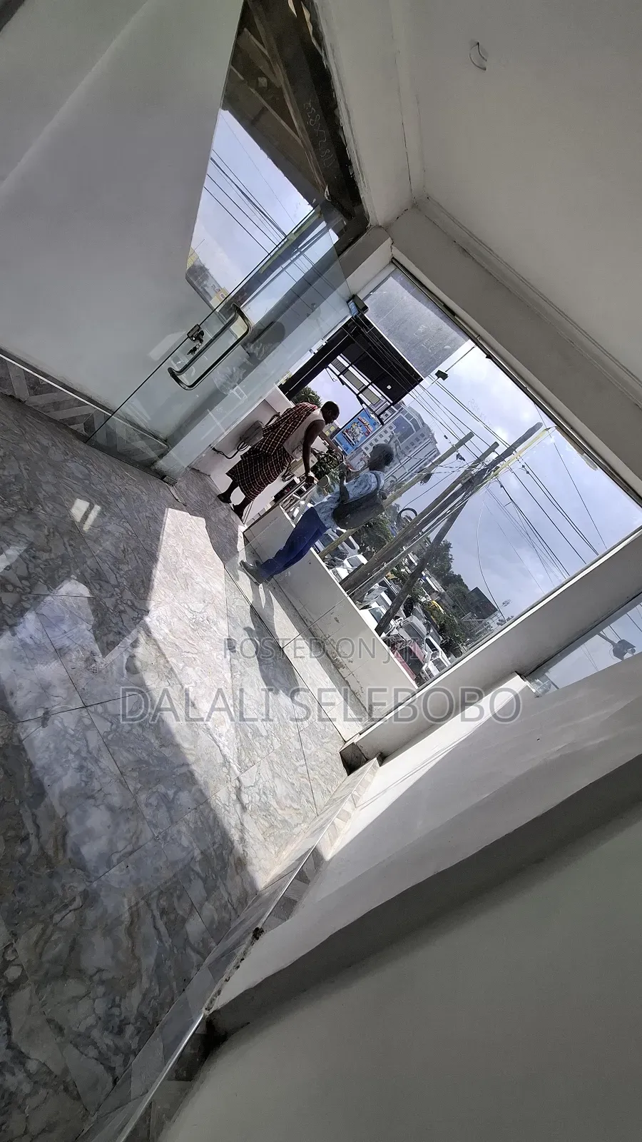 Office Space Tu Opp Mliman Cty Area
