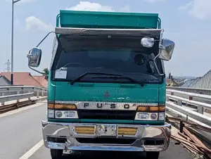 Mitsubishi Fuso Dump