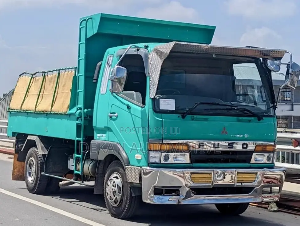 Mitsubishi Fuso Dump