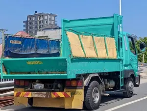 Mitsubishi Fuso Dump