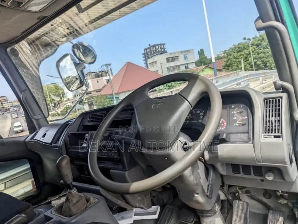 Mitsubishi Fuso Dump