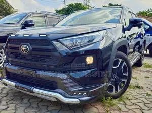 Toyota RAV4 Hybrid 2020 Black