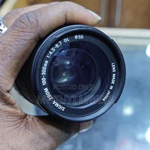 Sigma Zoom Telephoto 100-300mm F/4.5-6.7 Dl Autofocus Lens