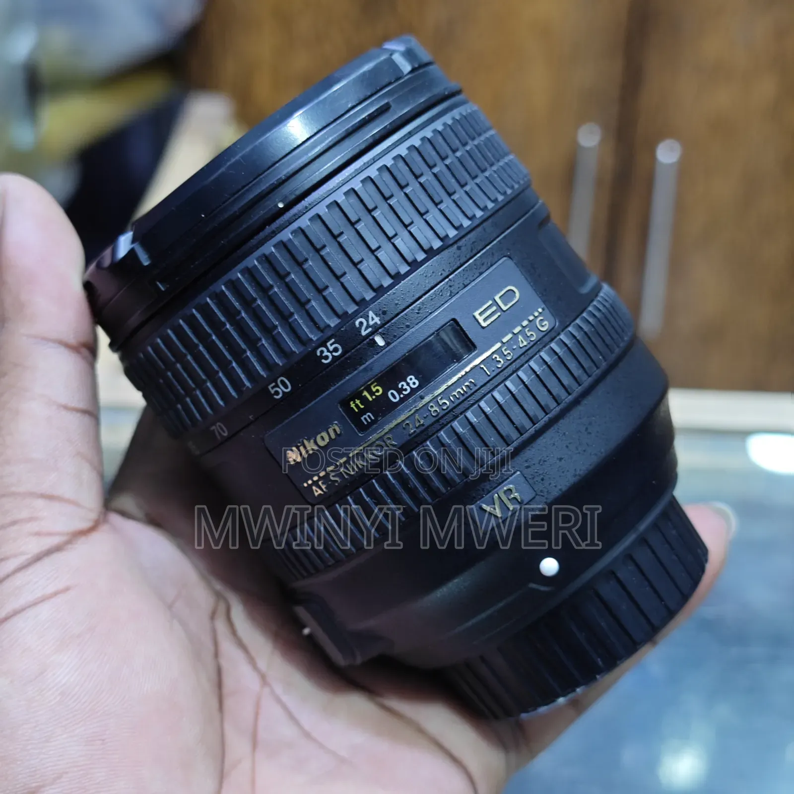 Nikon Af-S Nikkor 24-85mm F/3.5-4.5g Ed Vr Lens