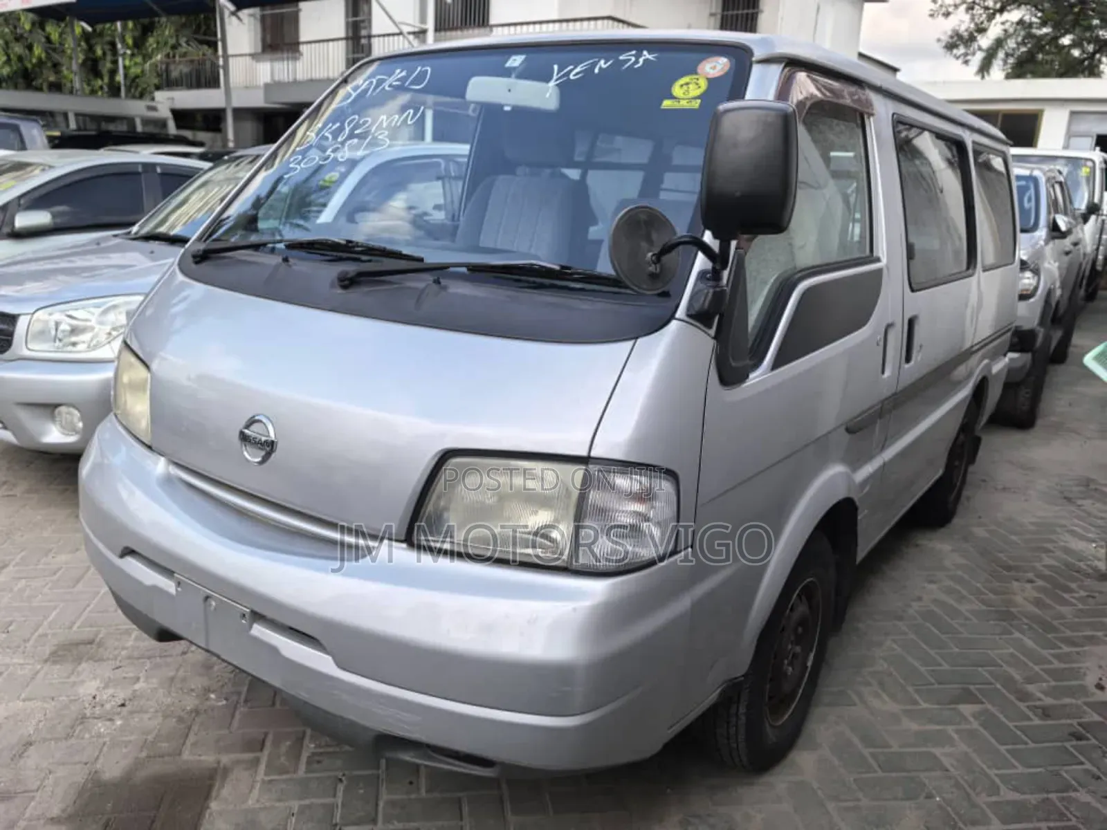 Nissan Vanette 1995 Silver