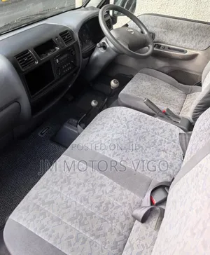 Nissan Vanette 1995 Silver