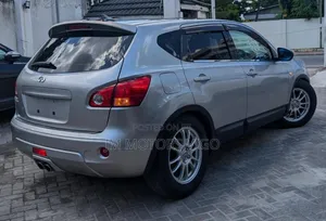 Nissan Dualis 2010 Silver