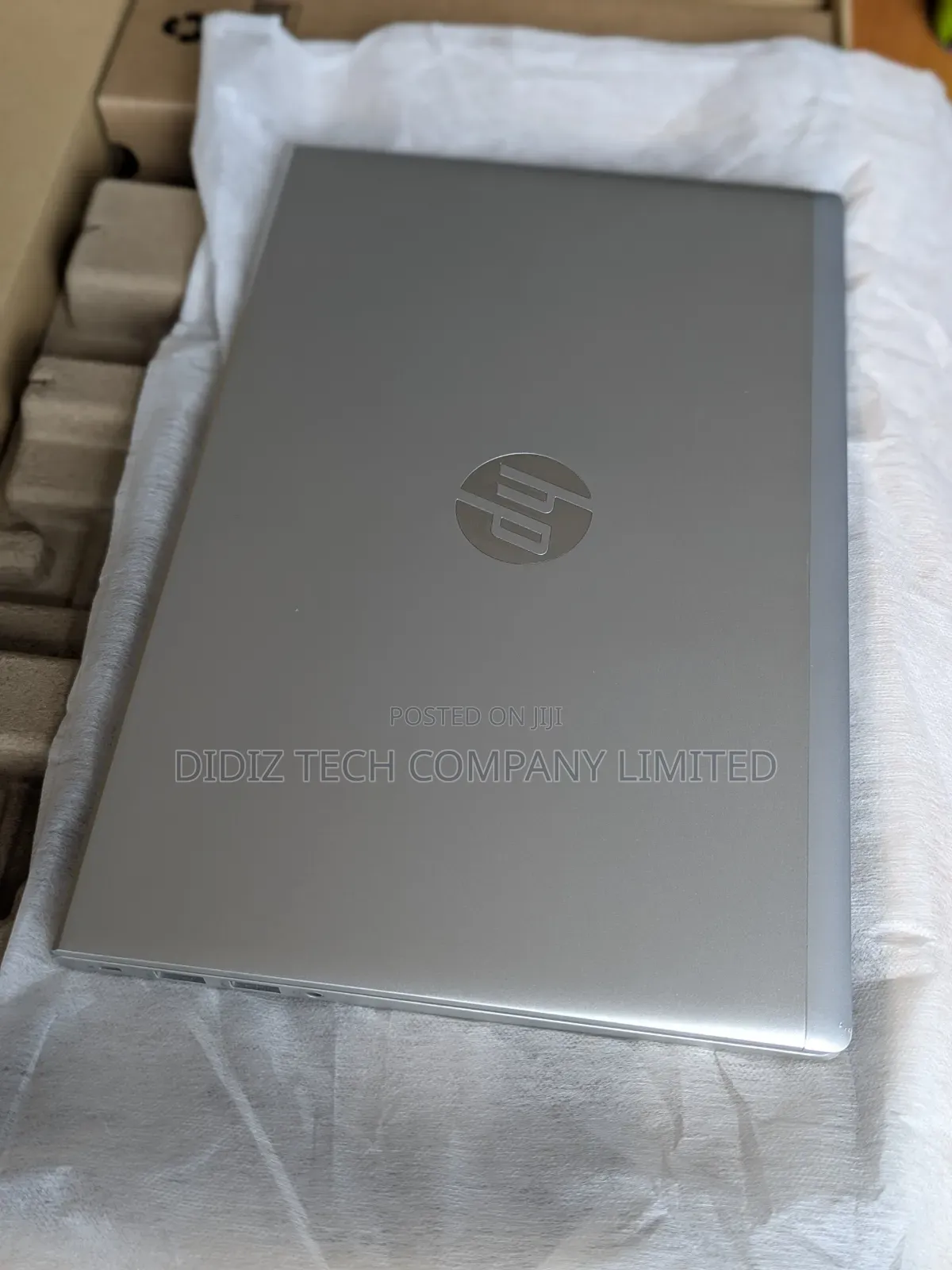 Laptop HP 14S 8GB AMD Ryzen 5 SSD 512GB